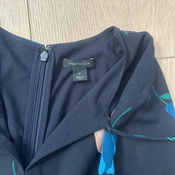 Ann Taylor Floral Midi Dress – Size 4 - Picture 8 of 8